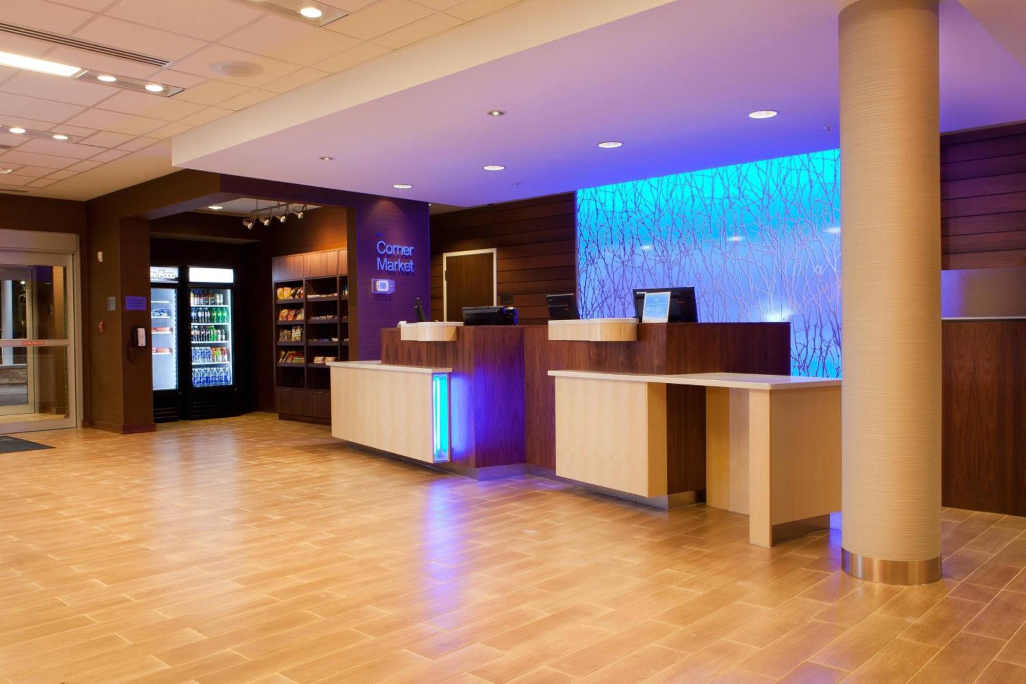Fairfield Inn & Suites By Marriott Lethbridge Eksteriør billede