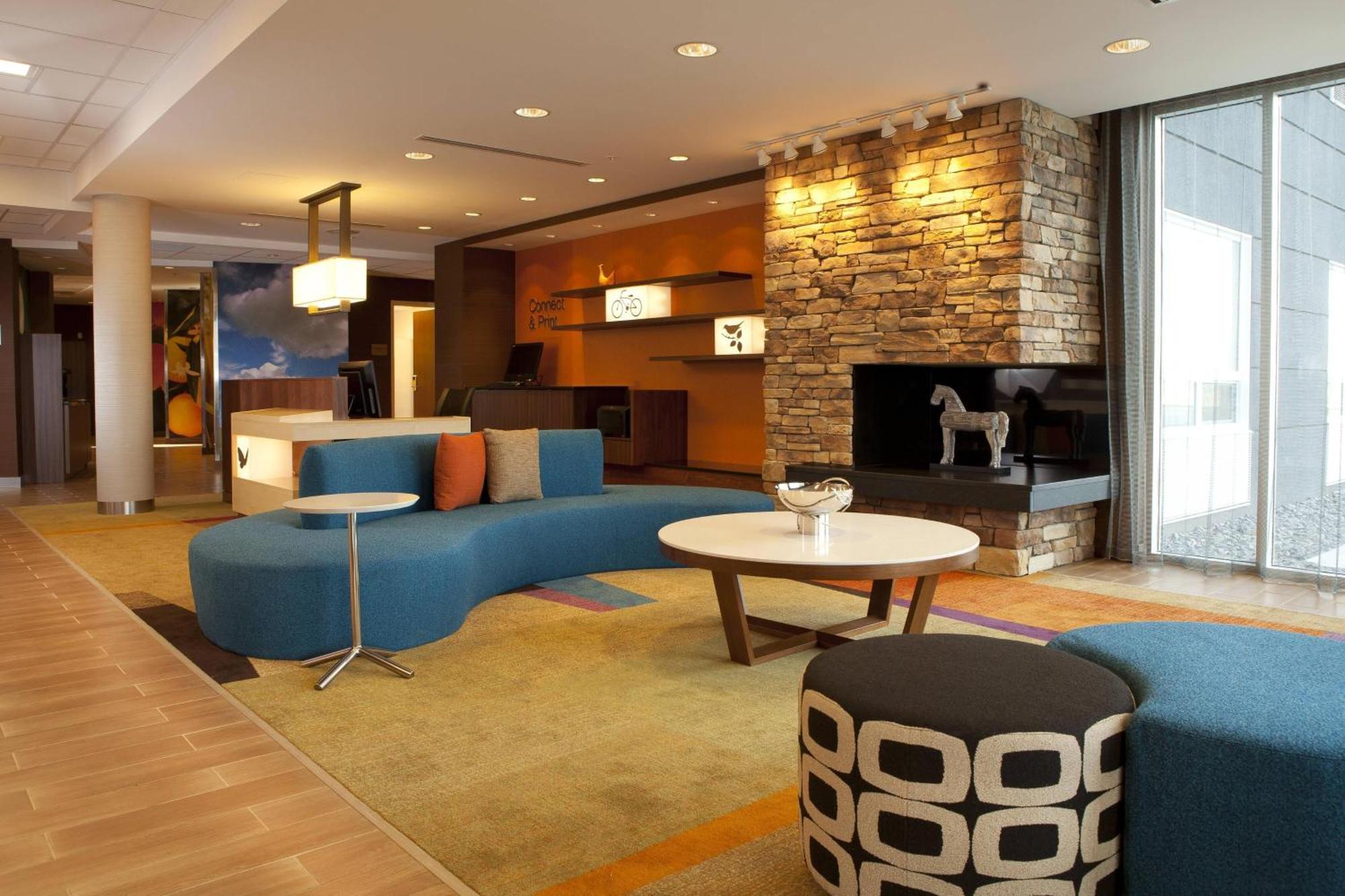 Fairfield Inn & Suites By Marriott Lethbridge Eksteriør billede