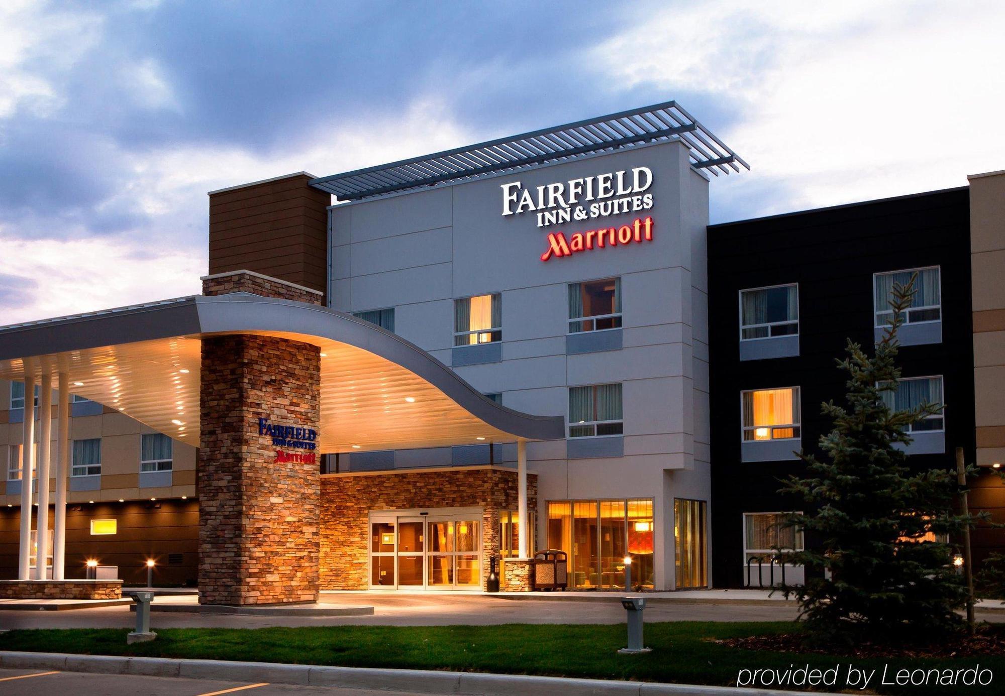 Fairfield Inn & Suites By Marriott Lethbridge Eksteriør billede